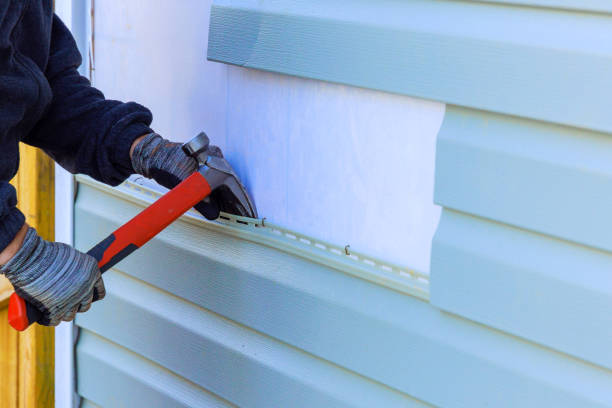 Reliable Emergency Siding Repair contractor in West Hartford, CT by Squared Siding
